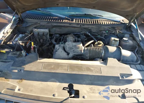 2004 Ford Expedition Xlt z USA, uszkodzony, nr VIN 1FMPU15L74LA32732